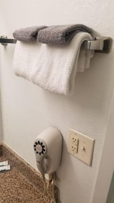 Osu Queen Bed 217 Wi-fi * Stillwater